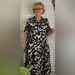 Brand New Umgee Black and Cream Maxi Dress